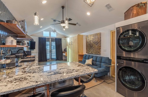 Washington Virginia Vale Apartment | Modern Studio Escape in a Peaceful Denver Neighborhood