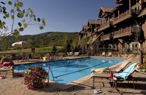 Avon Apartment | Modern Townhome in Beaver Creek
