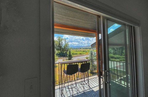 Eagle House | Modern Townhome in Downtown Eagle, CO - Vail Valley