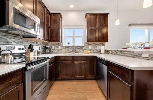 Old Town North House | Modern Townhome Steps from the Brewery District!