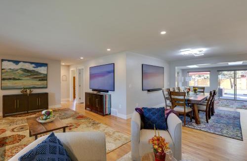 Barths House | Modern Wheat Ridge Home with Private Hot Tub and Sauna