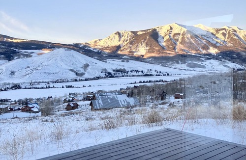 Crested Butte South Cabin | Modern wood cabin with Mountain Views