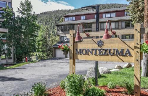 Lakeside Village House | Montezuma 1770 by SummitCove Lodging