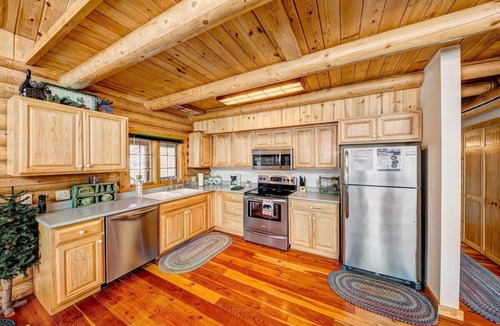 Carriage Hills Cabin | Moose Mountain Lodge - Secluded Log Home w/Beautiful Mountain Views