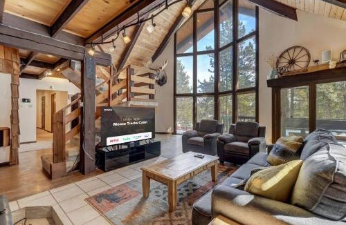 Woodland Park House | Moose Tracks Cabin - Hot Tub BBQ Billiards Groups