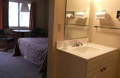 Antonito Hotel | Motel ∙ 2 guests