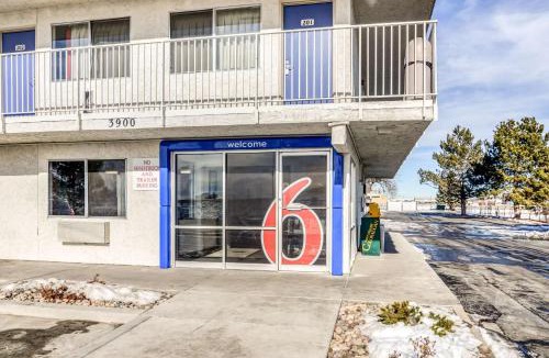 Fort Collins Hotel | Motel 6 Fort Collins, CO