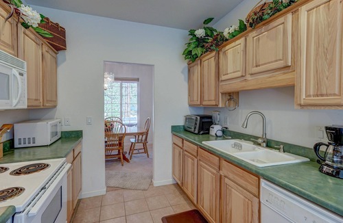 Leadville North House | Motherlode - Newer home. Incredible deck views. Garage!