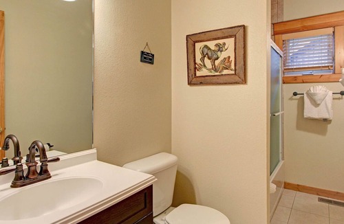 Estes Park Condo | Mount Enentah 37 - 2 Br Condo - Lake/Mountain Views!