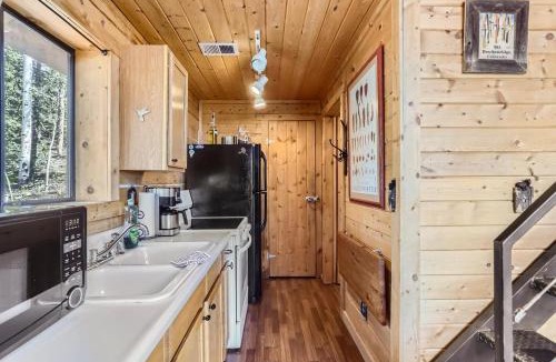 Indian Mountain House | Mountain Cabin In Woods And Views Hot Tub