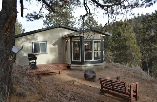 Divide House | Mountain Cabin Retreat