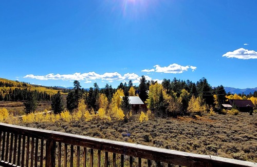 Leadville Cabin | Mountain Cabin with views - 30+ day rental only