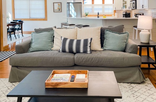 Redstone House | Mountain Daisy Redstone l Newly Remodeled Mountain Getaway