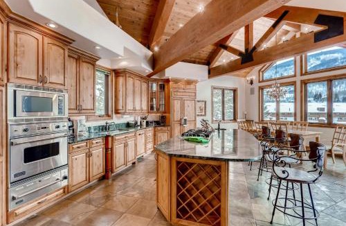 Vail House | Mountain Flower
