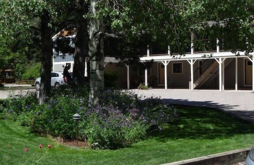 Redstone Condo | Mountain Getaway Located on the Crystal River in Downtown Redstone