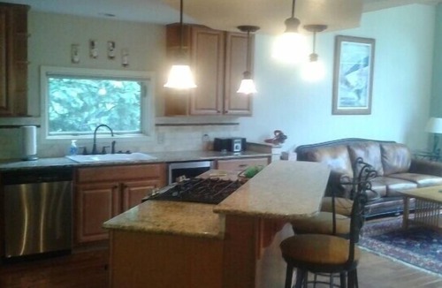 Blue River House | Mountain House - Private Hot Tub - Minutes to Breck