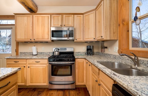 Steamboat Springs House | Mountain Lily | 3BR + Loft | Valley Views | Family Game Room | Near Downtown and