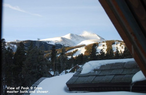 Four O'Clock House | Mountain Living at its Finest! Ski-In-and-Out, nPvt Hort Tub, Jacuzzi, Sleeps 9