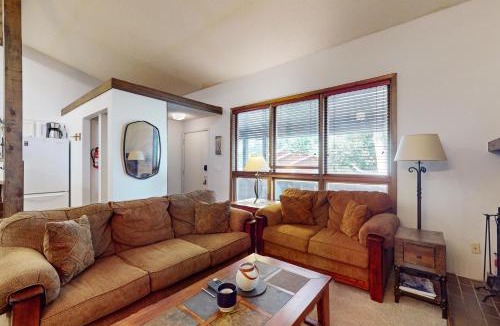 Eagle-Vail Apartment | Mountain Living