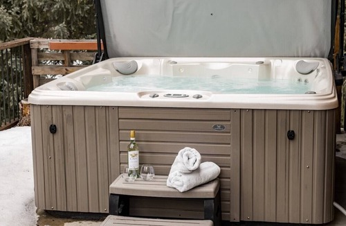 Blue River House | Mountain Manor · Mountain Manor| Luxury Home 5 min to Breck| HotTub