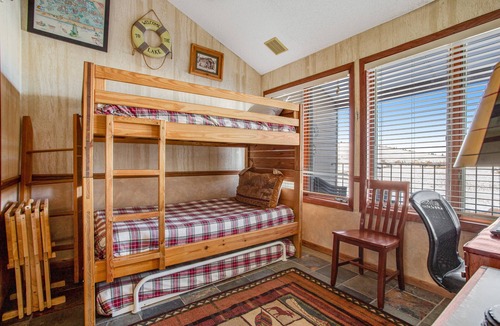 Silvercreek Condo | Mountain manor with fireplace, tennis, balcony, heated pool, & amazing view