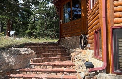 Allenspark Cabin | Mountain Masterpiece - Beautiful Cabin On 2.2 Acres At Wildbasin 3 Bedroom Cabin