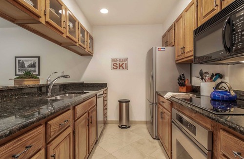 Beaver Creek Condo | Mountain Modern Beaver Creek Village Condo, Ski-In and Out, w/Hot Tub and Views