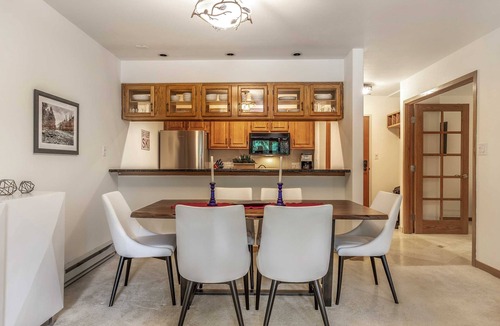 Beaver Creek Condo | Mountain Modern Beaver Creek Village Condo, Ski-In and Out, w/Hot Tub and Views