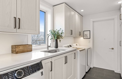 Brush Creek Village House | Mountain Modern Family Aspen Home!