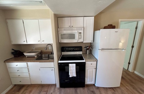 Durango West House | MOUNTAIN OASIS NESTLED IN THE PINES. HOT TUB. TRAILS-PICKLEBALL-THEATRE ROOM