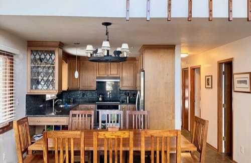 Dillon House | Mountain Retreat: Private Hot Tub, Fireplace, & Ergonomic Remote Work Setup