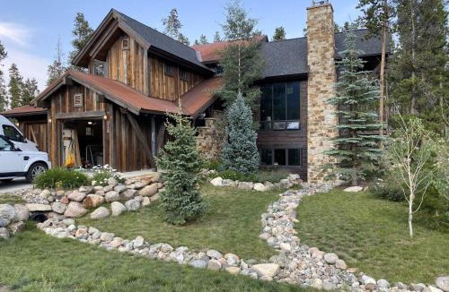 The Reserve House | Mountain Retreat