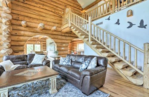 Glenwood Springs House | Mountain Retreat with Deck Ski, Soak, Golf and Hike!