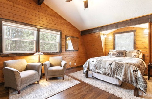 Black Hawk Cabin | Mountain retreat w/creekside sauna and fire pit patio - Casinos nearby!