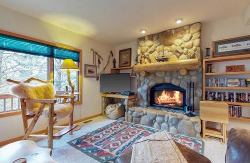 Aspen Brook Ski Chalet | Mountain Splendor
