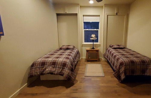 New Castle House | Mountain Top Destination snowmobile snowshoe xcountry ski