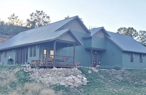 New Castle House | Mountain Top Destination snowmobile snowshoe xcountry ski