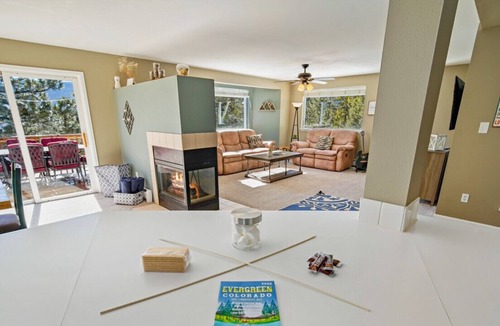 Shadow Mountain House | Mountain Top Escape! Hot tub, Gameroom, Firepit!