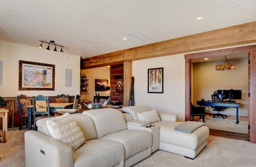 Rendezvous House | Mountain Top Luxury Home / Hot Tub & Incredible Views / Best Price - $500 FREE Activities Daily