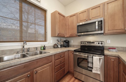 Grand Lake House | Mountain townhouse w/hot tub & scenic views