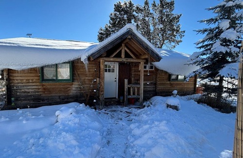 Missouri Heights Cabin | Mountain View Cabin w/Private Hot Tub