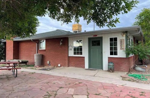 Mead House | Mountain View Farmhouse; lots of extras!