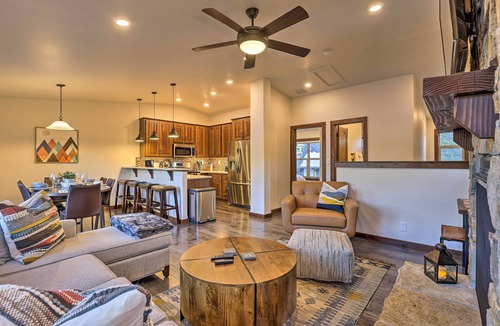 Old Town House | Mountain View Retreat, Walk to Winter Park Gondola