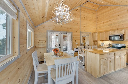 Fort Garland Cabin | Mountain Views: Cabin in Fort Garland Near Hiking