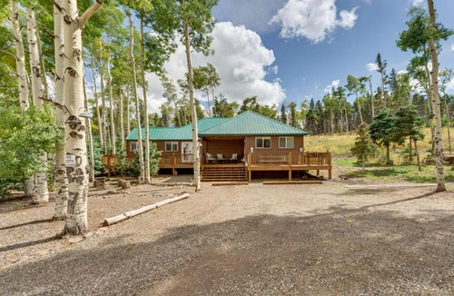 Fort Garland House | Mountain Views Cabin in Fort Garland Near Hiking