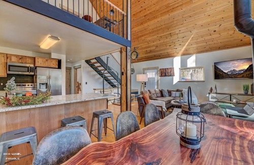 Alma House | Mountain Views, Hot Tub & Sauna –15 Miles to Breck