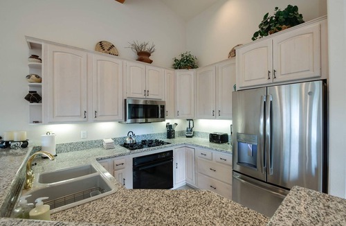 Baldy Mountain House | Mountainscape Long Stay Townhome: 30+ Day Rental w/Breathtaking Views