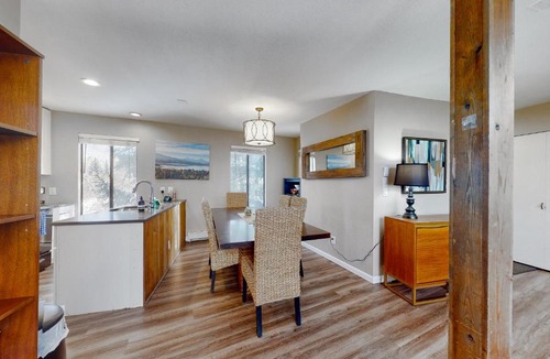 Eagle-Vail Apartment | Mountainside Oasis