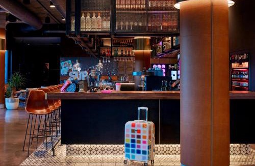 Cherry Creek Hotel | MOXY Denver Cherry Creek