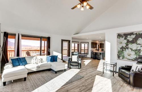 Cortez House | Mtn-View Escape with Office Space in Cortez!